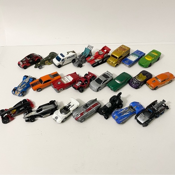Lot of 23 Die-Cast Toy Cars Hot Wheels Matchbox Assorted Lot - Picture 4 of 16